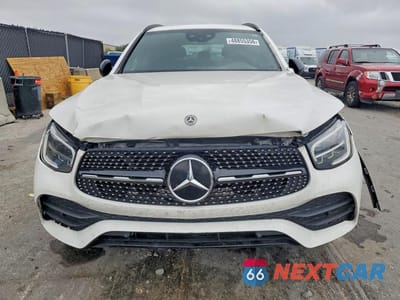 Piąte zdjęcie samochodu w środku: 2020 MERCEDES-BENZ GLC 300 4MATIC VIN:W1N0G8EB0LF825258 - miniatura