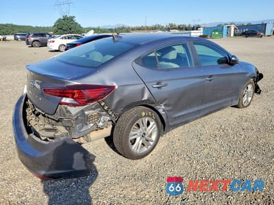 Trzecie zdjęcie samochodu z tyłu: 2020 HYUNDAI ELANTRA SEL VIN:5NPD84LF5LH499208 - miniatura