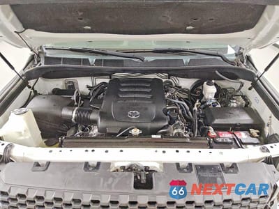 Zdjęcie 11 z 12 samochodu: 2020 TOYOTA TUNDRA CREWMAX SR5 VIN:5TFEY5F11LX261435 - miniatura