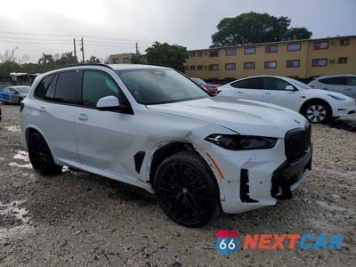 Czwarte zdjęcie samochodu z boku: 2025 BMW X5 SDRIVE 40I VIN:5UX13EU0XS9Z74522 - miniatura