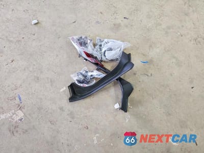 Zdjęcie 12 z 13 samochodu: 2022 BMW M4 COMPETITION VIN:WBS43AZ00NCK70684 - miniatura