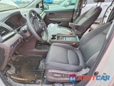 Zdjęcie 7 z 13 samochodu: 2020 HONDA ODYSSEY EX VIN:5FNRL6H49LB500754 - miniatura