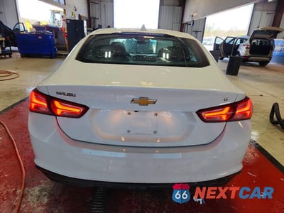 Zdjęcie 6 z 12 samochodu: 2021 CHEVROLET MALIBU LT VIN:1G1ZD5ST2MF025090 - miniatura
