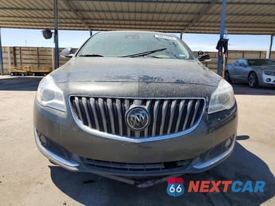 Piąte zdjęcie samochodu w środku: 2016 BUICK REGAL PREMIUM VIN:2G4GS5GX9G9200962 - miniatura