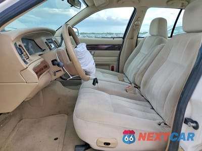 Zdjęcie 7 z 12 samochodu: 2008 MERCURY GRAND MARQUIS GS VIN:2MEFM74V48X631648 - miniatura