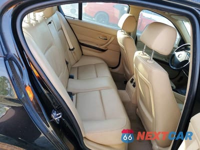 Zdjęcie 10 z 12 samochodu: 2010 BMW 328 I VIN:WBAPH7G54ANM48860 - miniatura