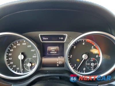 Zdjęcie 9 z 12 samochodu: 2015 MERCEDES-BENZ GL 350 BLUETEC VIN:4JGDF2EE1FA551374 - miniatura