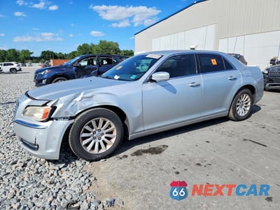 2012 CHRYSLER 300 2C3CCAAG6CH165755 - główne zdjęcie licytacji z USA - miniatura