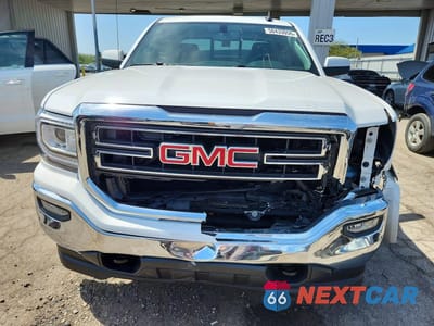 Piąte zdjęcie samochodu w środku: 2016 GMC SIERRA K1500 SLE VIN:1GTV2MEC1GZ113715 - miniatura