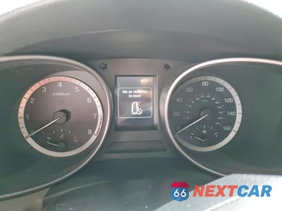Zdjęcie 9 z 14 samochodu: 2017 HYUNDAI SANTA FE SPORT 2.4L VIN:5NMZU3LB4HH048686 - miniatura