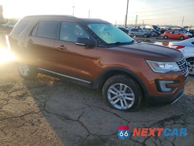 Czwarte zdjęcie samochodu z boku: 2017 FORD EXPLORER XLT VIN:1FM5K7D85HGC98634 - miniatura