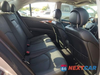 Zdjęcie 10 z 12 samochodu: 2006 MERCEDES-BENZ E 350 VIN:WDBUF56J96A827672 - miniatura