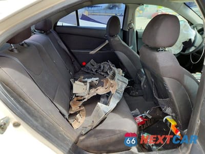 Zdjęcie 10 z 12 samochodu: 2006 PONTIAC G6 SE1 VIN:1G2ZG558364103613 - miniatura