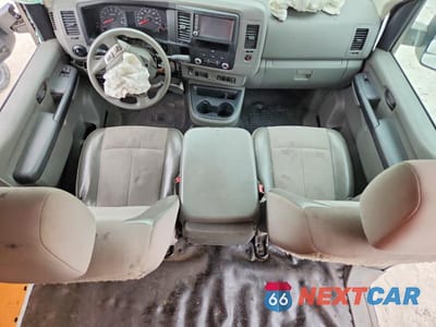 Zdjęcie 8 z 14 samochodu: 2019 NISSAN NV 2500 DELIVERY VAN VIN:1N6BF0LY8KN810522 - miniatura