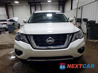 Piąte zdjęcie samochodu w środku: 2019 NISSAN PATHFINDER SV VIN:5N1DR2MM2KC581806 - miniatura