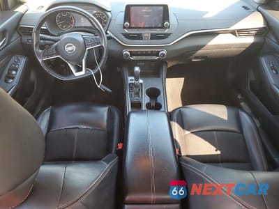 Zdjęcie 8 z 11 samochodu: 2020 NISSAN ALTIMA 2.5 SR VIN:1N4BL4CV7LC254893 - miniatura
