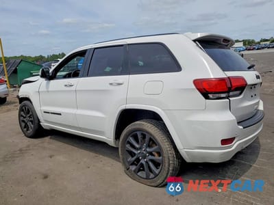 Drugie zdjęcie samochodu z przodu: 2019 JEEP GRAND CHEROKEE LAREDO VIN:1C4RJEAG9KC826540 - miniatura