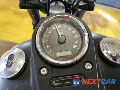 Zdjęcie 7 z 8 samochodu: 2017 HARLEY-DAVIDSON FXDB DYNA STREET BOB VIN:1HD1GXM13HC313628 - miniatura