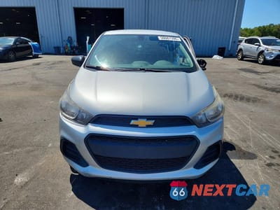 Piąte zdjęcie samochodu w środku: 2018 CHEVROLET SPARK LS VIN:KL8CB6SAXJC481268 - miniatura