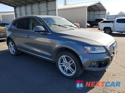 Czwarte zdjęcie samochodu z boku: 2015 AUDI Q5 PREMIUM PLUS VIN:WA1LFAFPXFA031677 - miniatura