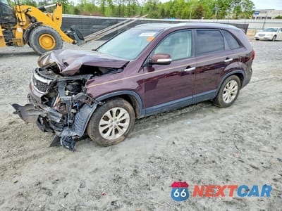 2014 KIA SORENTO EX 5XYKU4A7XEG432774 - główne zdjęcie licytacji z USA - miniatura