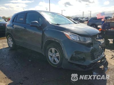 Czwarte zdjęcie samochodu z boku: 2019 CHEVROLET TRAX LS VIN:3GNCJKSB4KL400127 - miniatura