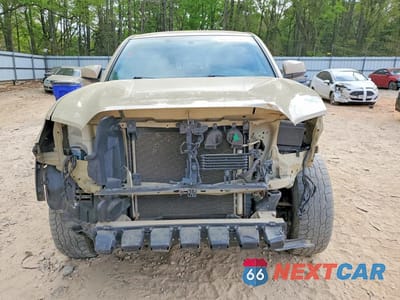 Piąte zdjęcie samochodu w środku: 2016 TOYOTA TACOMA TRD OFF-ROAD VIN:3TMCZ5AN2GM011552 - miniatura