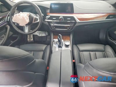 Zdjęcie 8 z 12 samochodu: 2020 BMW M550XI VIN:WBAJS7C04LCD45960 - miniatura