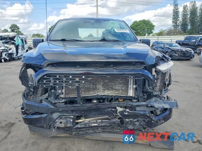 Piąte zdjęcie samochodu w środku: 2023 FORD F150 SUPERCREW VIN:1FTEW1CP8PKF97142 - miniatura