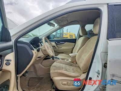 Zdjęcie 7 z 12 samochodu: 2015 NISSAN ROGUE SV VIN:5N1AT2MV1FC912328 - miniatura