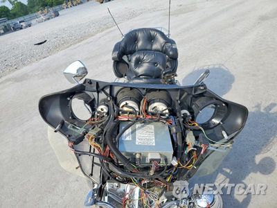 Piąte zdjęcie samochodu w środku: 2000 HARLEY-DAVIDSON FLHTCUI SHRINE VIN:1HD1FLW11YY631579 - miniatura