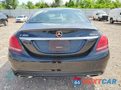 Zdjęcie 6 z 12 samochodu: 2017 MERCEDES-BENZ C 300 4MATIC VIN:55SWF4KB0HU230860 - miniatura