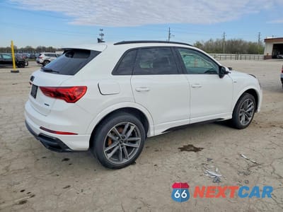 Trzecie zdjęcie samochodu z tyłu: 2022 AUDI Q3 PREMIUM S LINE 45 VIN:WA1DECF33N1022284 - miniatura