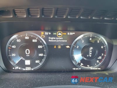 Zdjęcie 9 z 13 samochodu: 2022 VOLVO XC90 T5 MOMENTUM VIN:YV4102PK1N1865307 - miniatura