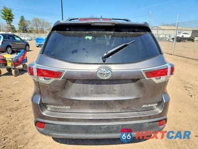 Zdjęcie 6 z 13 samochodu: 2015 TOYOTA HIGHLANDER XLE VIN:5TDJKRFHXFS109992 - miniatura
