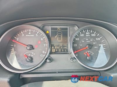 Zdjęcie 9 z 13 samochodu: 2011 NISSAN ROGUE S VIN:JN8AS5MT9BW561365 - miniatura