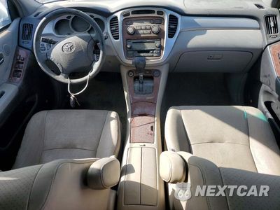Zdjęcie 8 z 13 samochodu: 2006 TOYOTA HIGHLANDER HYBRID VIN:JTEEW21A160024917 - miniatura