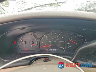 Zdjęcie 9 z 12 samochodu: 2002 FORD TAURUS SE VIN:1FAFP53U32G102619 - miniatura