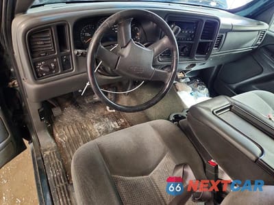 Zdjęcie 8 z 11 samochodu: 2005 CHEVROLET SILVERADO C1500 VIN:2GCEC19V851207569 - miniatura