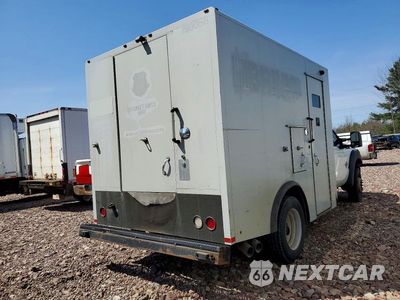 Trzecie zdjęcie samochodu z tyłu: 2015 FORD F550 SUPER DUTY DELIVERY TRUCK VIN:1FDAF5GT5FEC57274 - miniatura