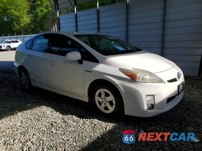Czwarte zdjęcie samochodu z boku: 2011 TOYOTA PRIUS TWO VIN:JTDKN3DU0B5270960 - miniatura