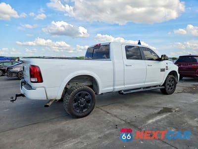 Trzecie zdjęcie samochodu z tyłu: 2017 RAM 2500 LARAMIE VIN:3C6UR5NJ0HG601445 - miniatura