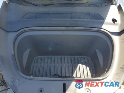 Zdjęcie 12 z 14 samochodu: 2022 TESLA MODEL Y VIN:7SAYGDEF0NF397305 - miniatura