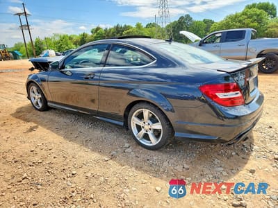 Drugie zdjęcie samochodu z przodu: 2012 MERCEDES-BENZ C 250 VIN:WDDGJ4HB8CF929806 - miniatura