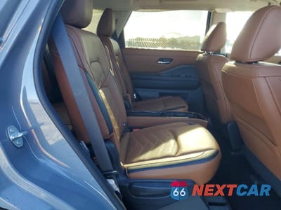 Zdjęcie 11 z 14 samochodu: 2022 NISSAN PATHFINDER PLATINUM VIN:5N1DR3DH0NC243625 - miniatura