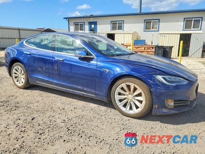 Czwarte zdjęcie samochodu z boku: 2018 TESLA MODEL S VIN:5YJSA1E29JF285709 - miniatura