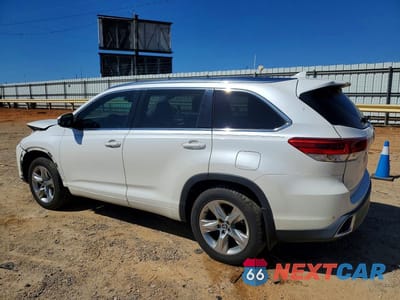 Drugie zdjęcie samochodu z przodu: 2019 TOYOTA HIGHLANDER LIMITED VIN:5TDDZRFH8KS956576 - miniatura