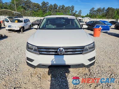 Piąte zdjęcie samochodu w środku: 2020 VOLKSWAGEN TIGUAN SE VIN:3VV3B7AX3LM068453 - miniatura