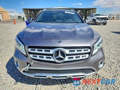 Piąte zdjęcie samochodu w środku: 2019 MERCEDES-BENZ GLA 250 4MATIC VIN:WDCTG4GB7KJ644092 - miniatura