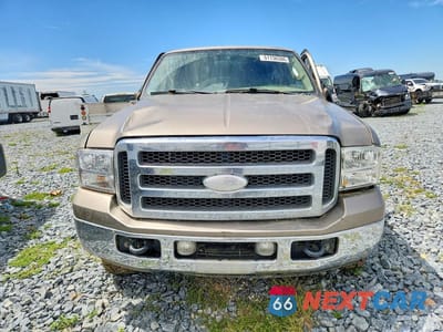 Piąte zdjęcie samochodu w środku: 2005 FORD F250 SUPER DUTY VIN:1FTSX21P85EB21865 - miniatura